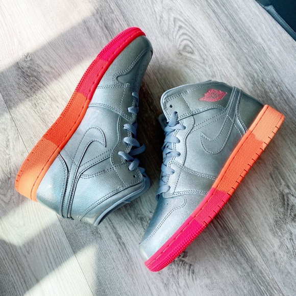 Jordan 1 mid - Picture 2 of 5